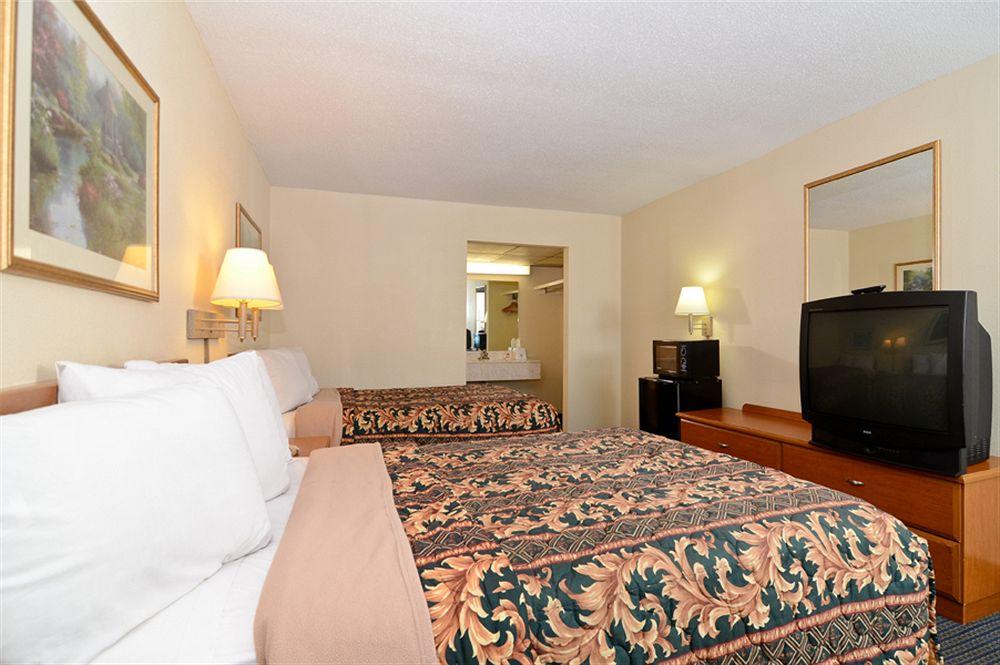 Days & By Wyndham Golden East Rocky Mount