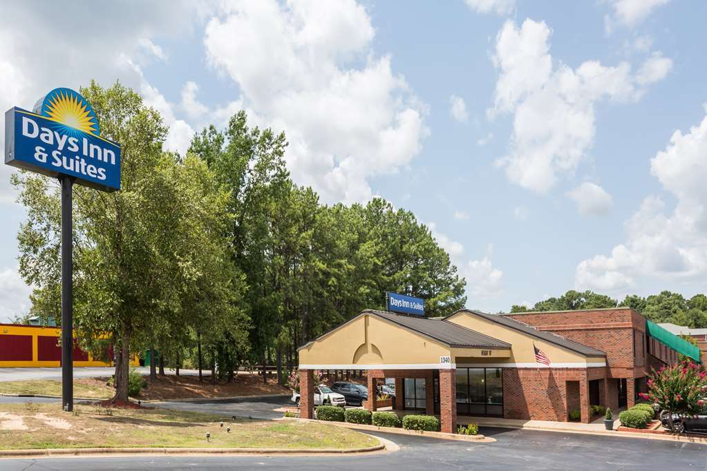 Motel Days & By Wyndham Golden East Rocky Mount